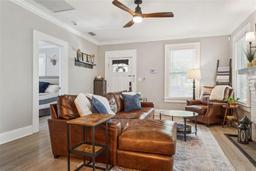 Picture of 906 E Patterson Street, Tampa, FL 33604
