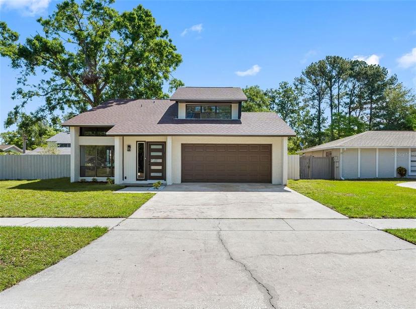 Picture of 15307 Summerwind Drive, Tampa FL 33624