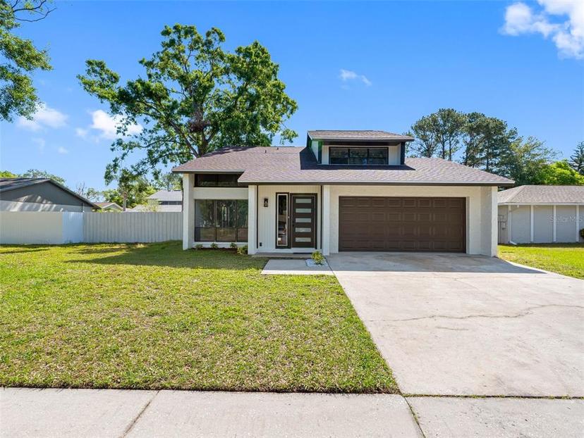 Picture of 15307 Summerwind Drive, Tampa FL 33624