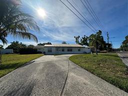 Picture of 4031 Bay Street Ne, St Petersburg, FL 33703