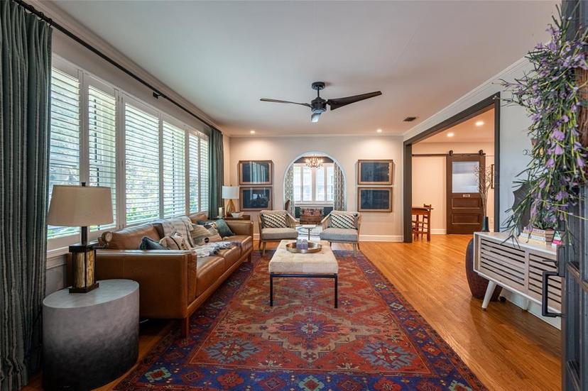 Picture of 2430 7Th Avenue N, St Petersburg FL 33713