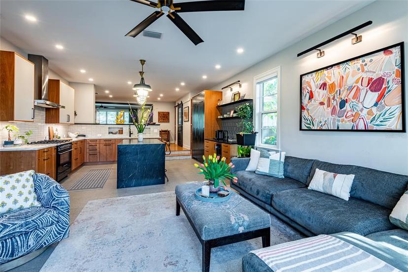 Picture of 2430 7Th Avenue N, St Petersburg FL 33713