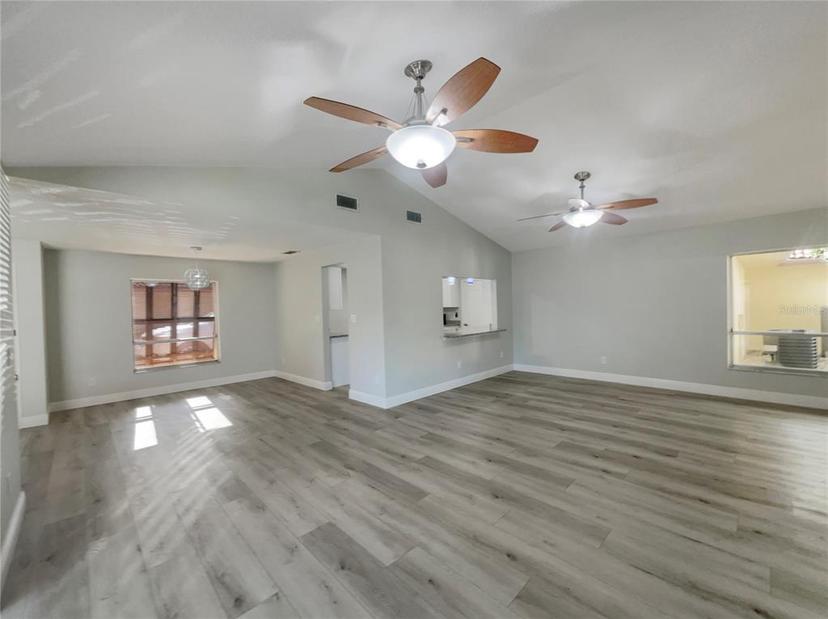 Picture of 5037 Bermuda Circle Unit 10, Orlando FL 32808