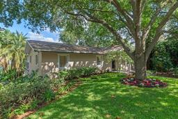 Picture of 1105 Lake Nettie Drive, Eustis, FL 32726