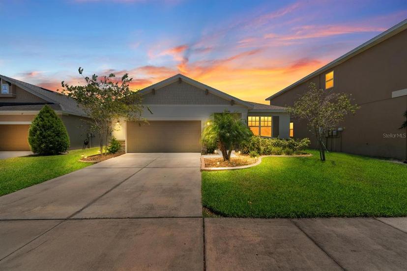 Picture of 32648 Coldwater Creek Loop, Wesley Chapel FL 33545