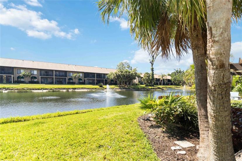 Picture of 5624 Ashton Lake Drive Unit 5624, Sarasota FL 34231
