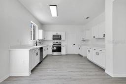 Picture of 227 Sand Ridge Drive, Davenport, FL 33896