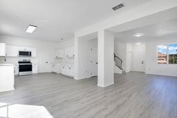Picture of 227 Sand Ridge Drive, Davenport, FL 33896