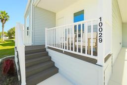 Picture of 10029 Wellington Avenue, Dade City, FL 33525