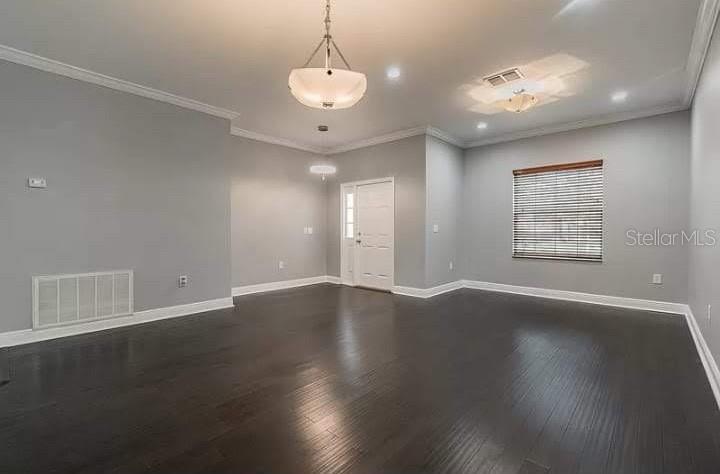 Picture of 20264 Merry Oak Avenue, Tampa FL 33647