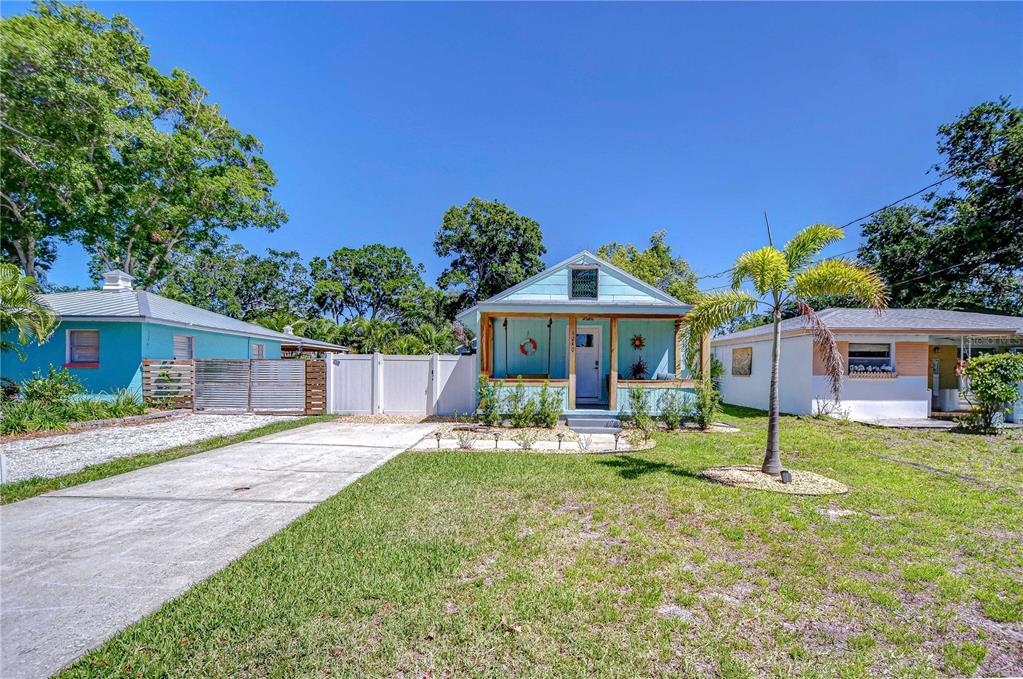 Picture of 1240 Georgia Avenue, Dunedin, FL 34698