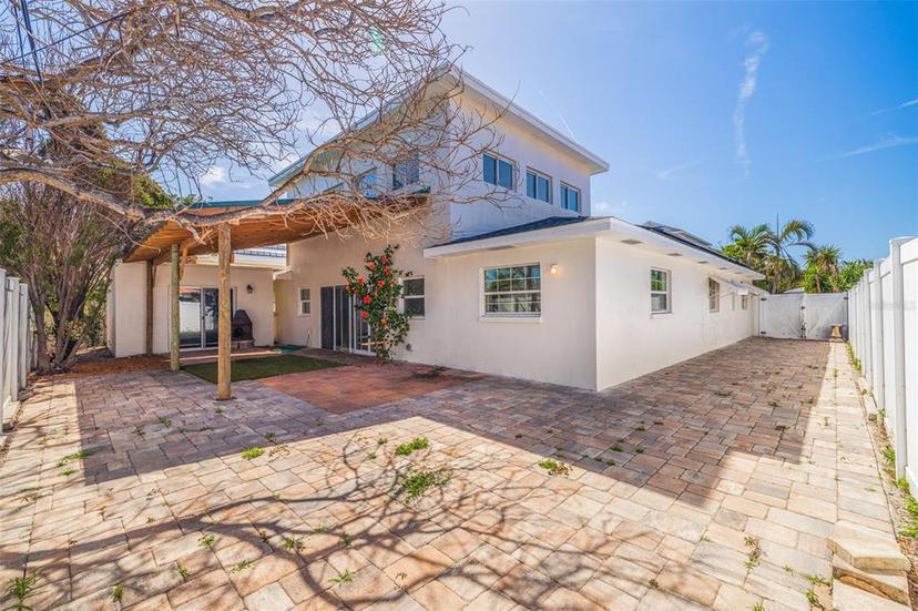 Picture of 233 45Th Avenue, St Pete Beach FL 33706