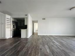 Picture of 912 Lake Destiny Road Unit D, Altamonte Springs, FL 32714