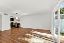 Picture of 404 Danube Avenue, Tampa, FL 33606