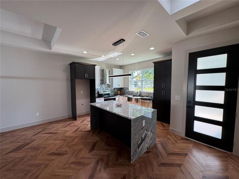 Picture of 7208 N Glen Avenue, Tampa FL 33614