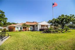 Picture of 4963 Colonnades Club Boulevard, Lakeland, FL 33811