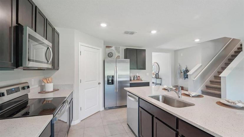Picture of 3332 Ivy Hollow Drive, Plant City FL 33565