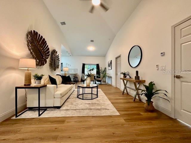 Picture of 5105 68Th Way N, St Petersburg FL 33709