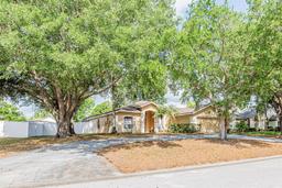 Picture of 225 Loma Del Sol Drive, Davenport, FL 33896