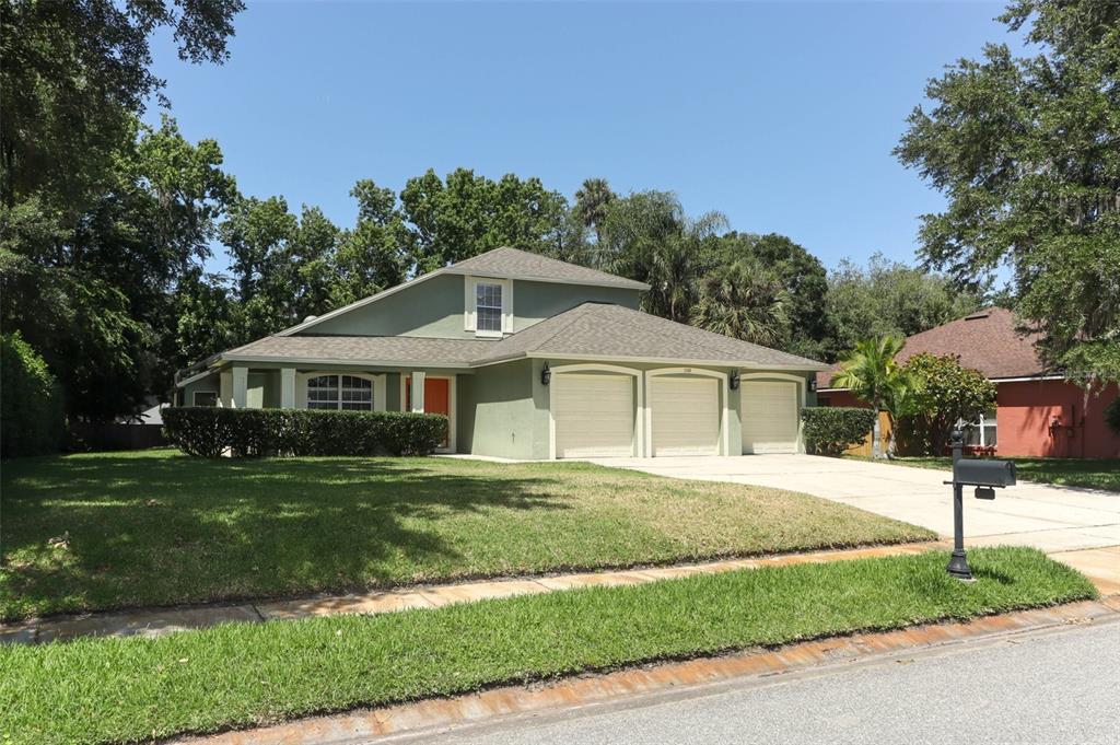 Picture of 1101 N Division Street, Oviedo, FL 32765