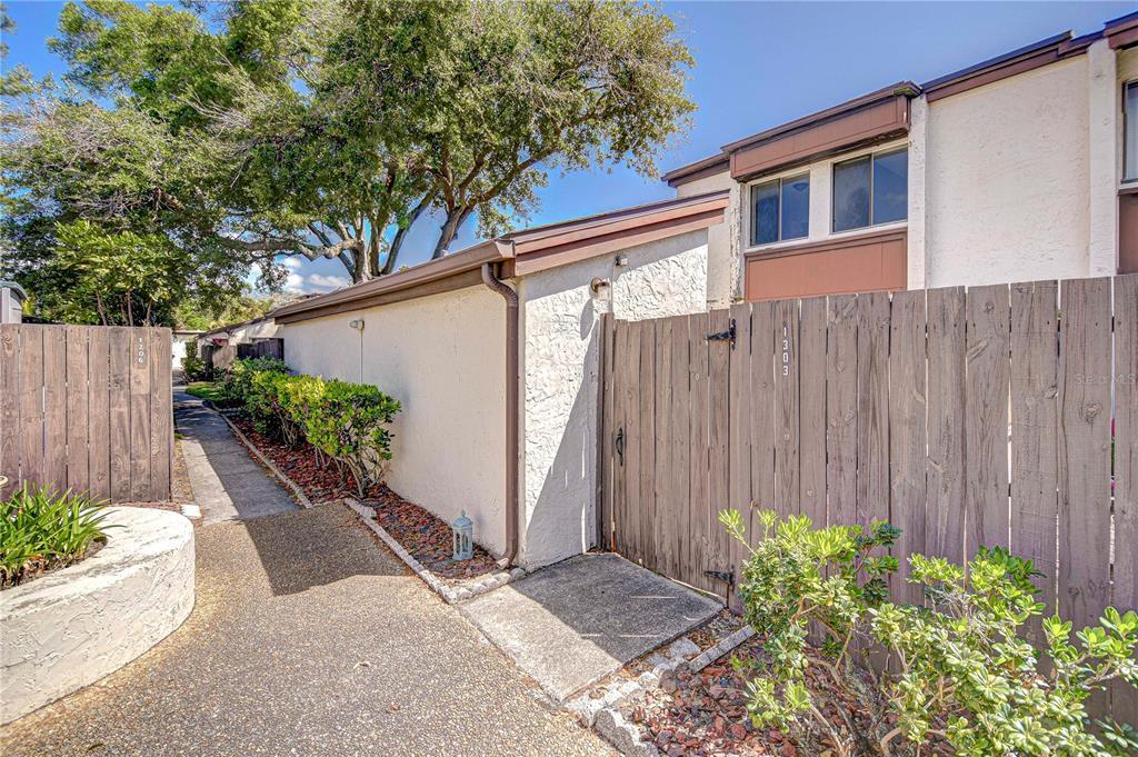 Picture of 1881 N Hercules Avenue Unit 1303, Clearwater, FL 33765