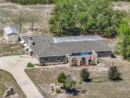 Picture of 9019 Oakwood Drive, Lake Wales, FL 33898