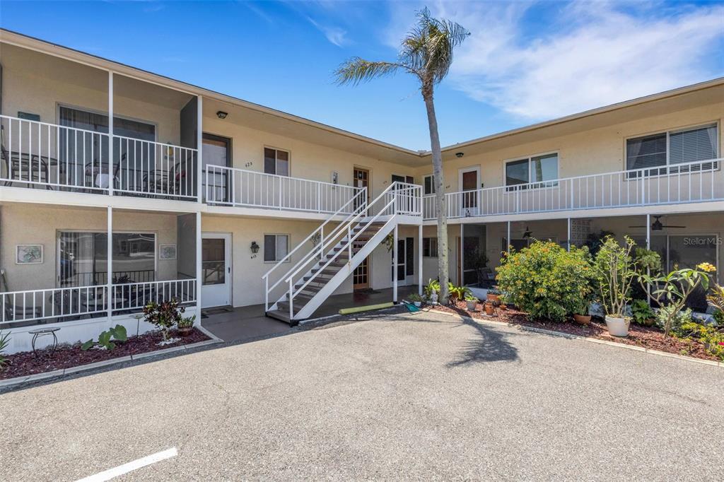 Picture of 360 Base Avenue E Unit 413, Venice, FL 34285