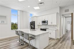 Picture of 516 Tamiami Trail S Unit 102, Nokomis, FL 34275