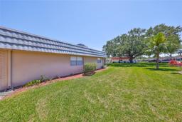 Picture of 1802 Bedford Terrace Unit 187, Sun City Center, FL 33573