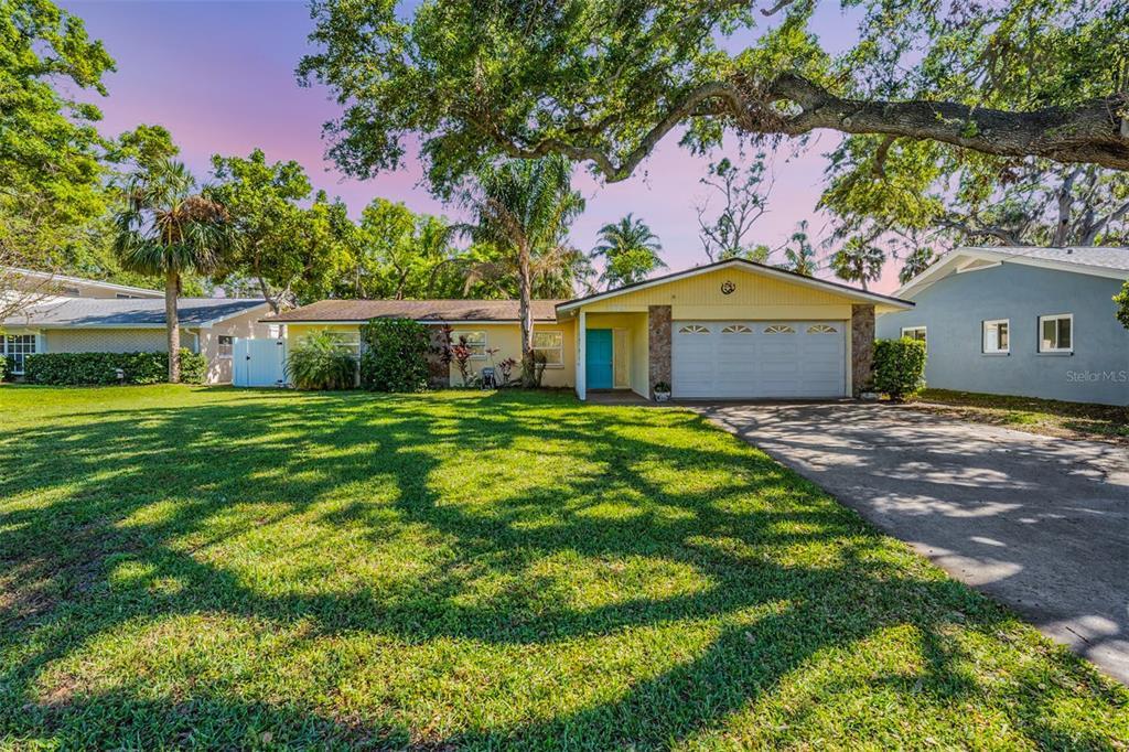 Picture of 3079 Kapok Kove Drive, Clearwater, FL 33759