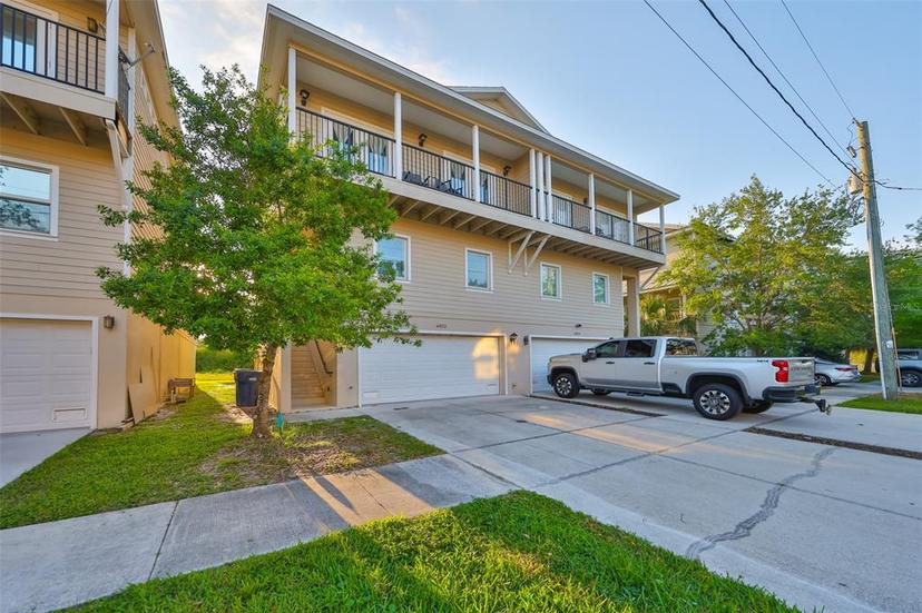 Picture of 6822 Kissimmee Street Unit 8-B, Tampa FL 33616