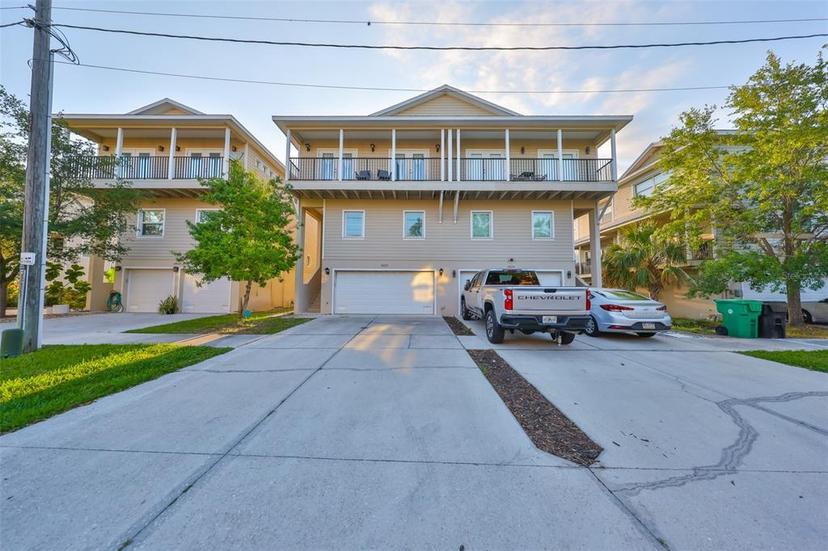Picture of 6822 Kissimmee Street Unit 8-B, Tampa FL 33616