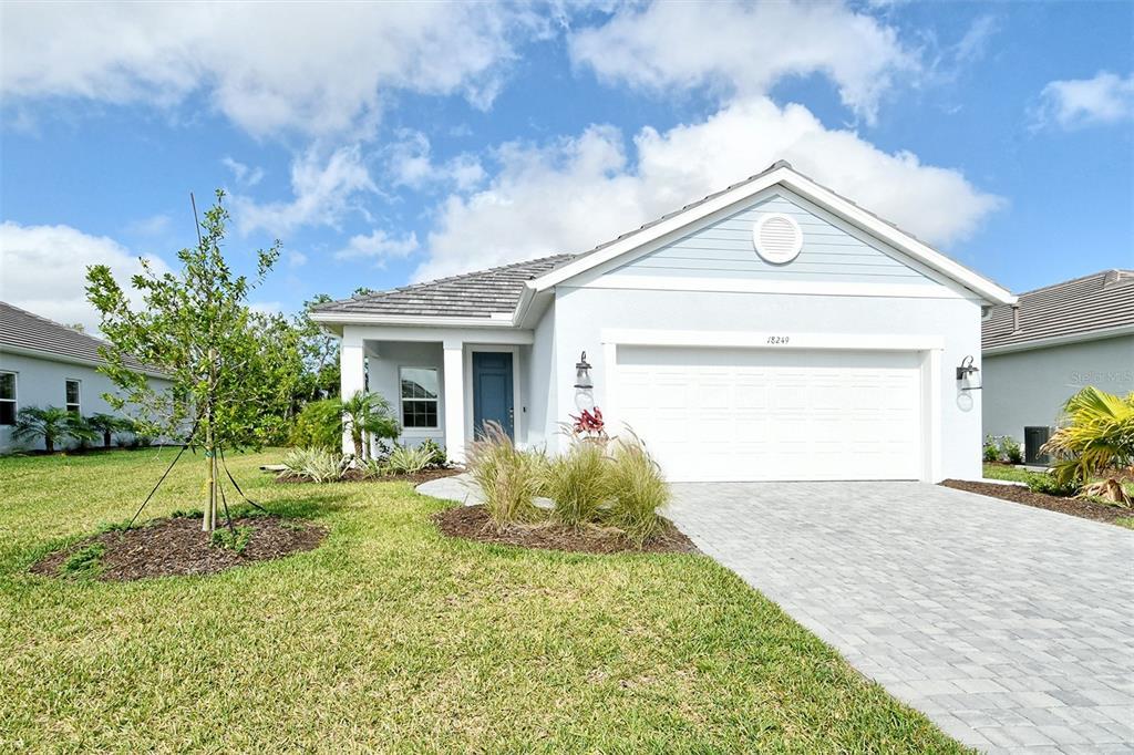 Picture of 18249 Vizcaya Court, Venice, FL 34293