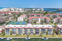 Picture of 1250 N Portofino Drive Unit 304, Sarasota, FL 34242