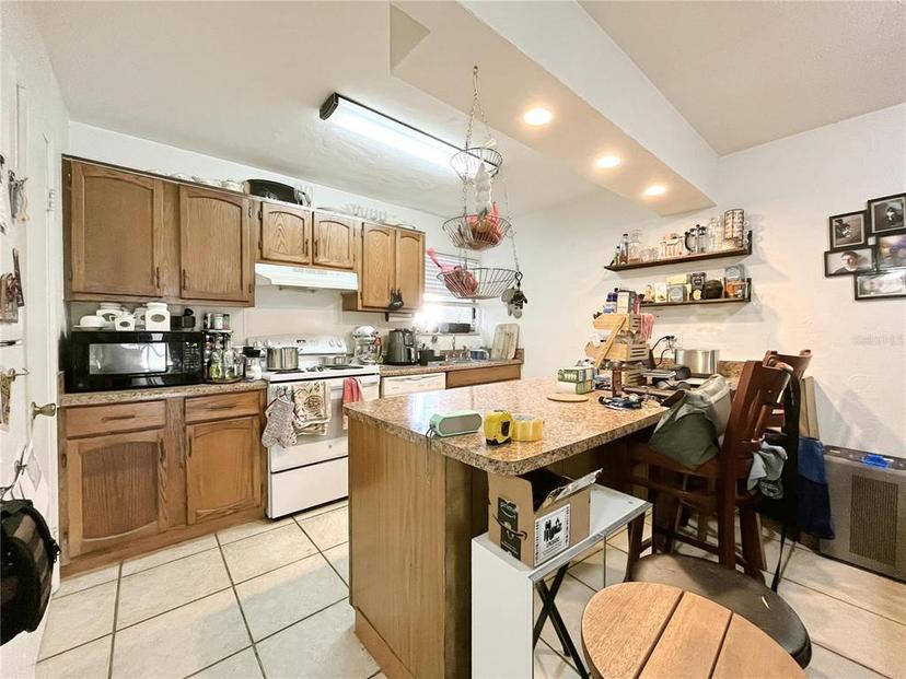 Picture of 2811 SW Archer Road Unit M105, Gainesville FL 32608