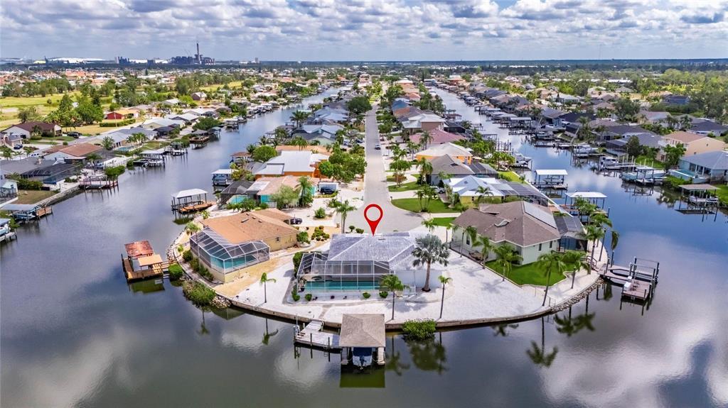 Picture of 927 Golf Island Drive, Apollo Beach, FL 33572