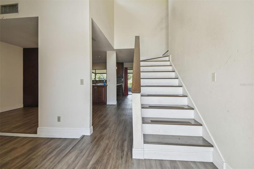 Picture of 16169 Gardendale Drive, Tampa FL 33624