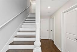 Picture of 4921 W Paul Avenue Unit 6, Tampa, FL 33611