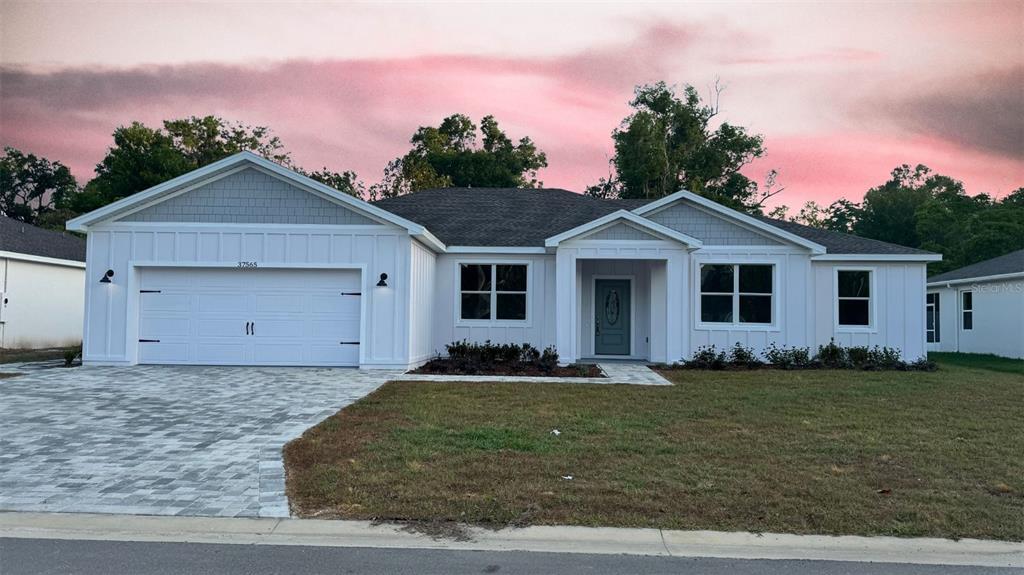 Picture of 37565 Teri Court, Dade City, FL 33525