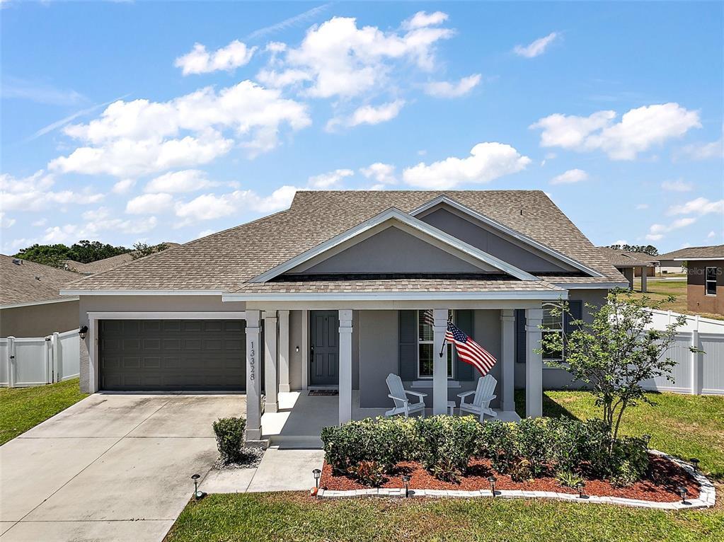 Picture of 13328 Lake Yale View Loop, Grand Island, FL 32735