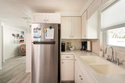 Picture of 1018 Charlotte Avenue, Sarasota, FL 34237
