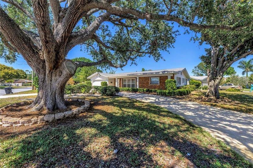 Picture of 1801 38Th Street N, St Petersburg FL 33713