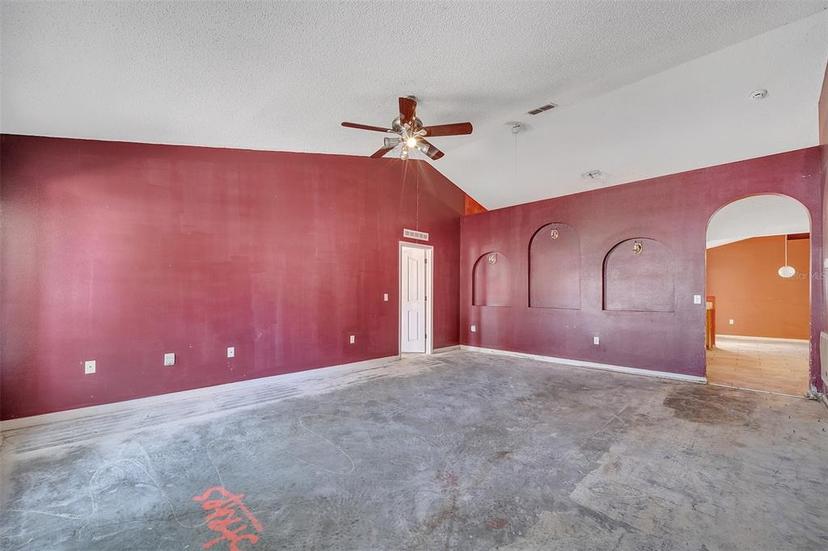 Picture of 207 Vervain Avenue, Davenport FL 33837