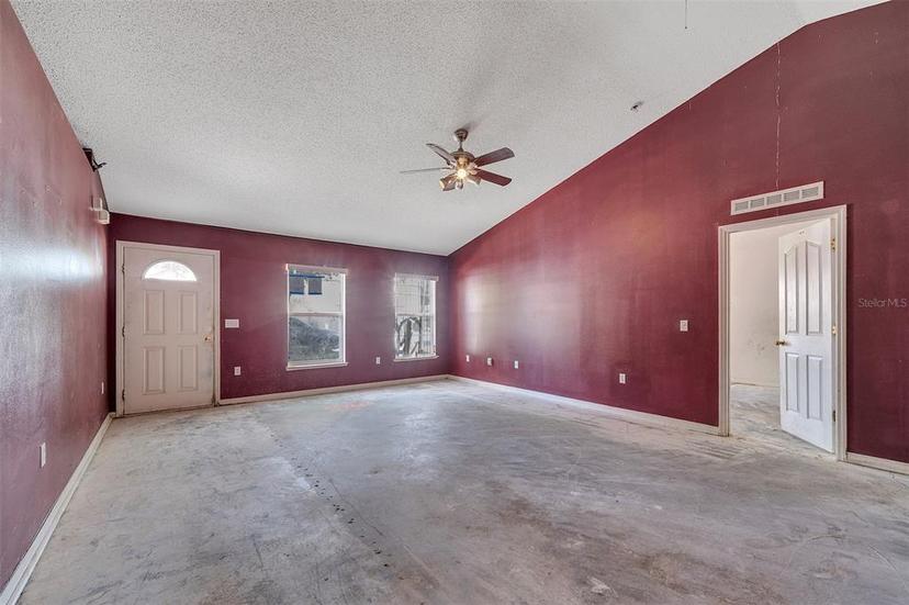 Picture of 207 Vervain Avenue, Davenport FL 33837