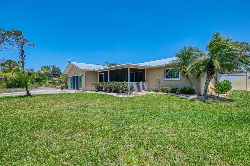 Picture of 1585 Poinciana Road, Venice FL 34293