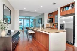 Picture of 912 Channelside Drive Unit 2710, Tampa, FL 33602