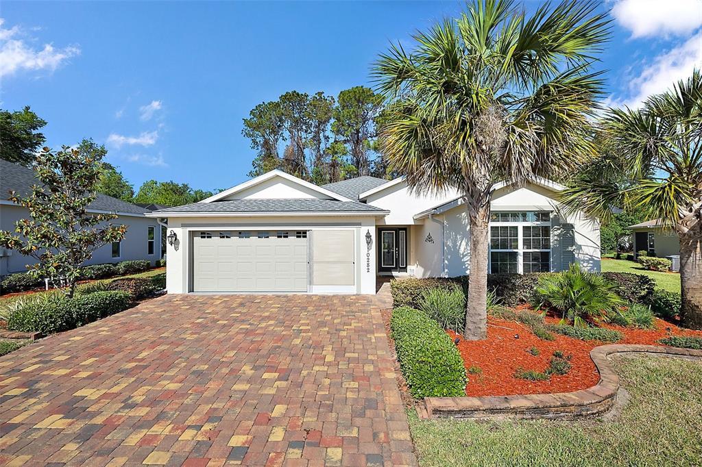 Picture of 10282 Julia Isles Avenue, Oxford, FL 34484