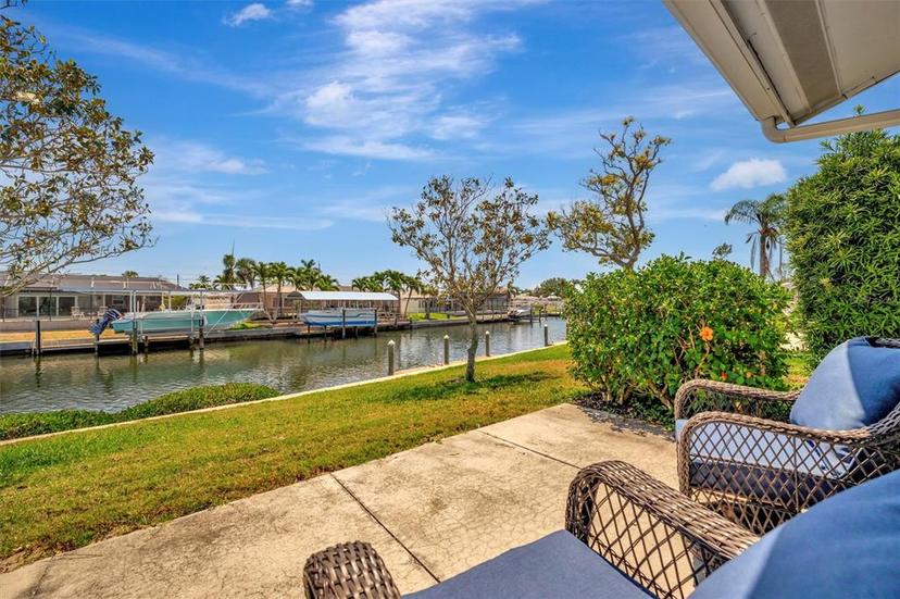 Picture of 4821 Mount Vernon Drive Unit 4821, Bradenton FL 34210