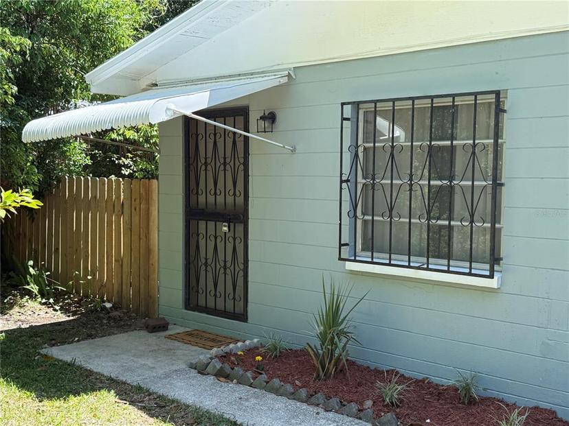 Picture of 1111 NW 6Th Avenue, Gainesville FL 32601