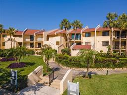 Picture of 7520 Sunshine Skyway Lane S Unit 110, St Petersburg, FL 33711
